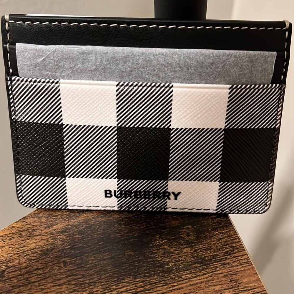 NWT Burberry Sandon exaggerated check canvas and leather Card Case